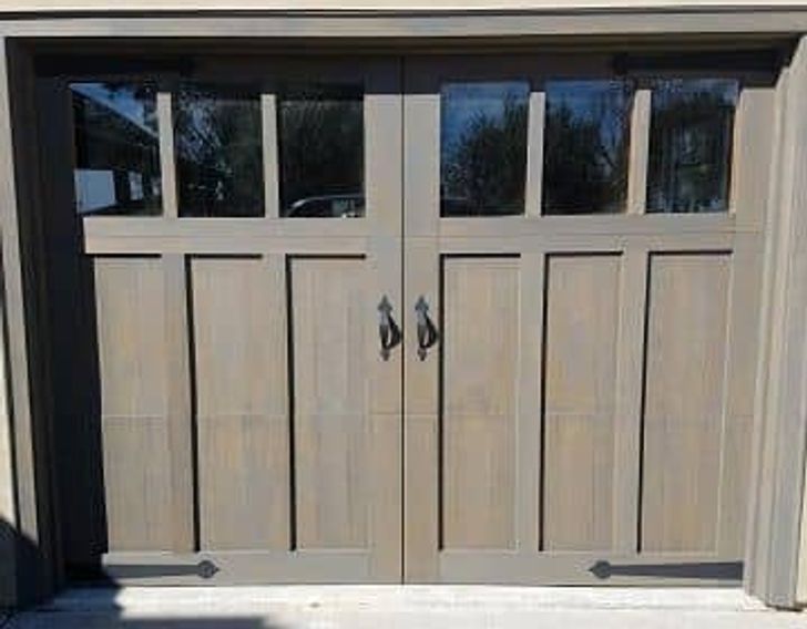 door painting